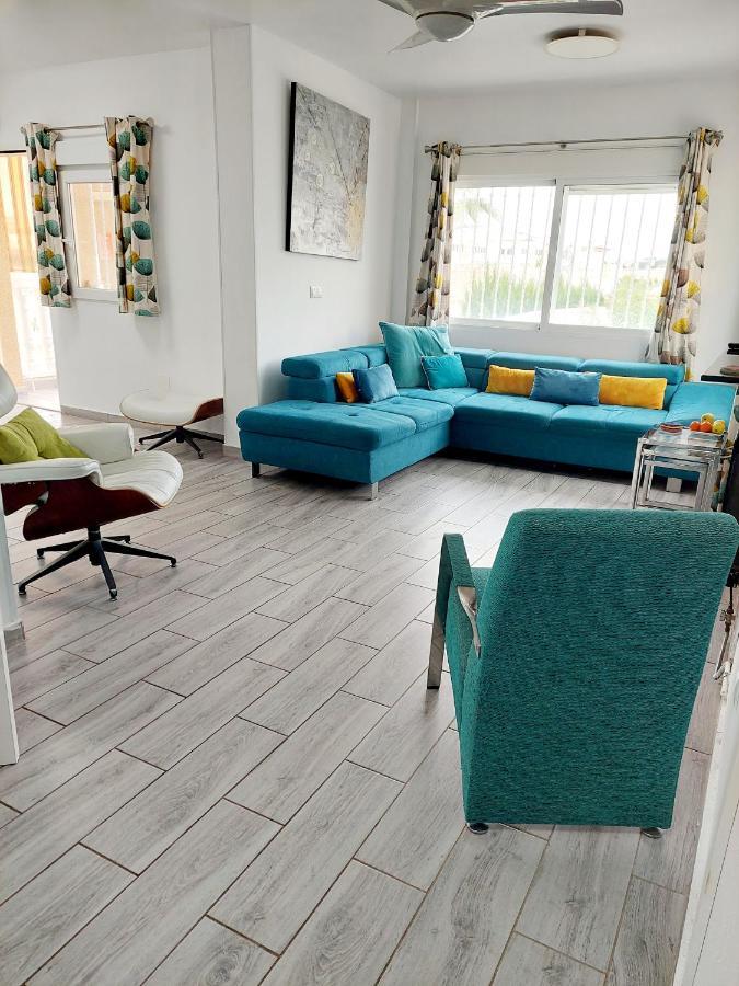 Fabulous Detached Large Villa 5 Bedrooms 3 Bathrooms Backing Onto Villamartin Golf Course Экстерьер фото